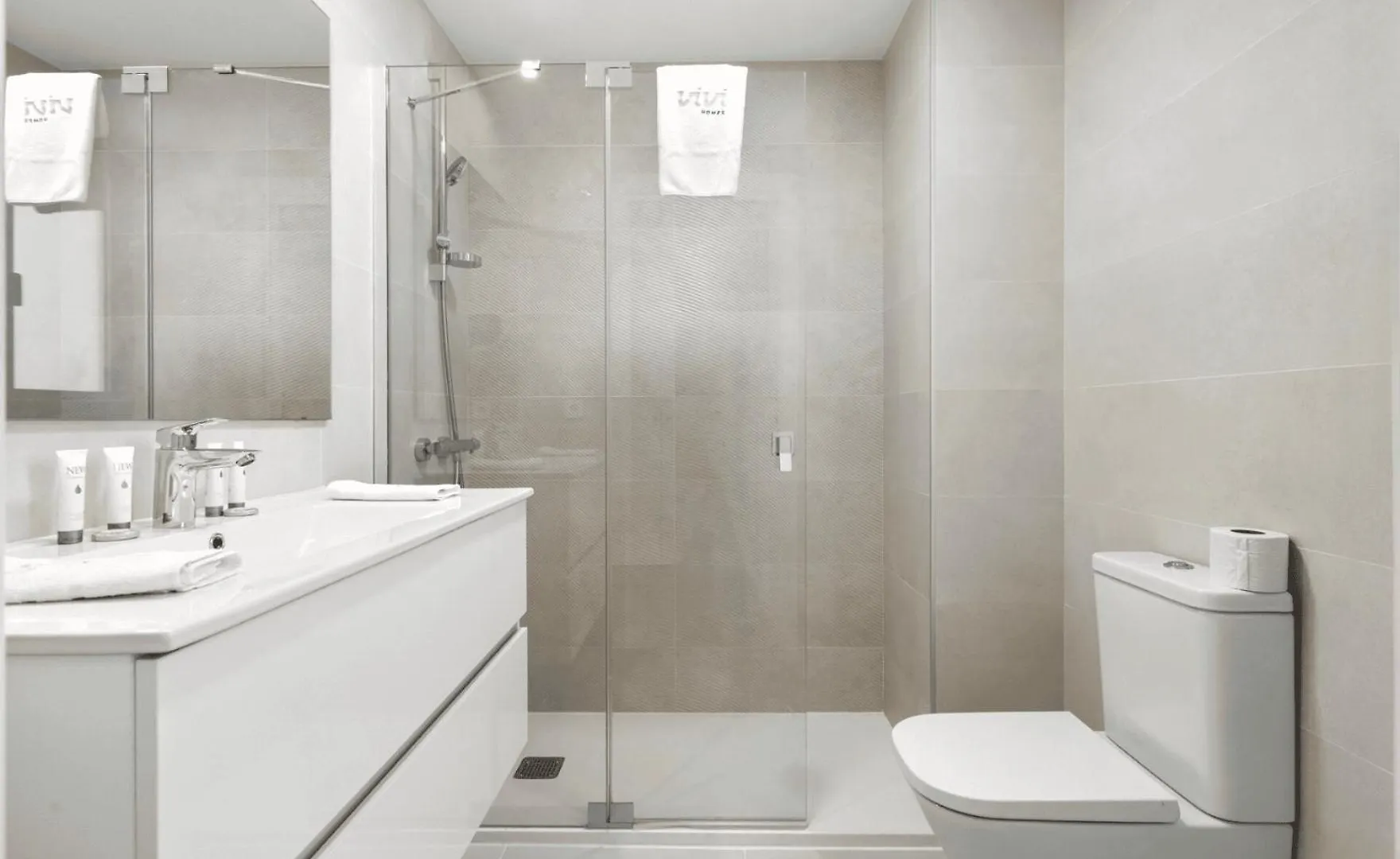 פואנגירולה Vivi Homes - Solara