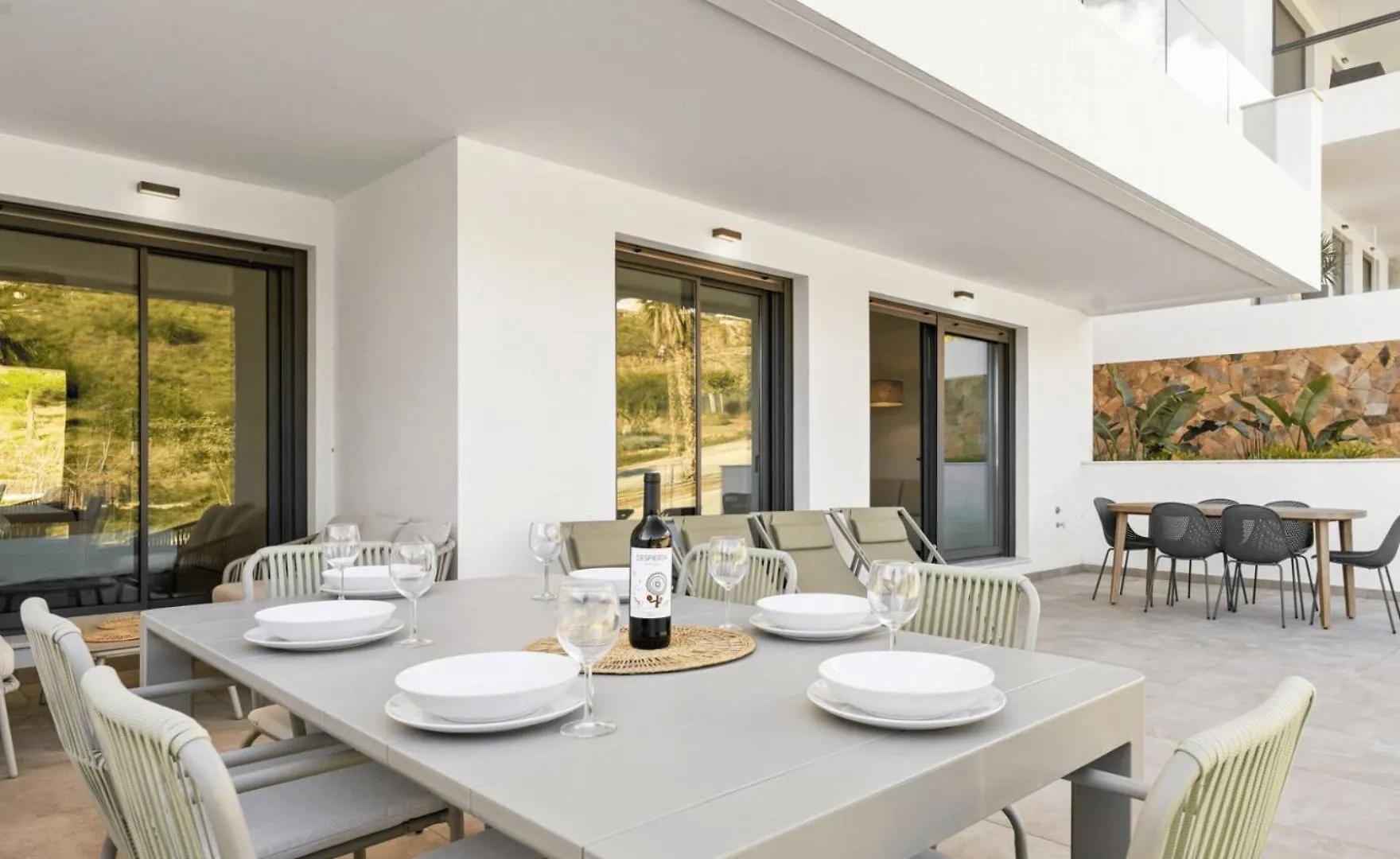 דירה פואנגירולה Vivi Homes - Solara